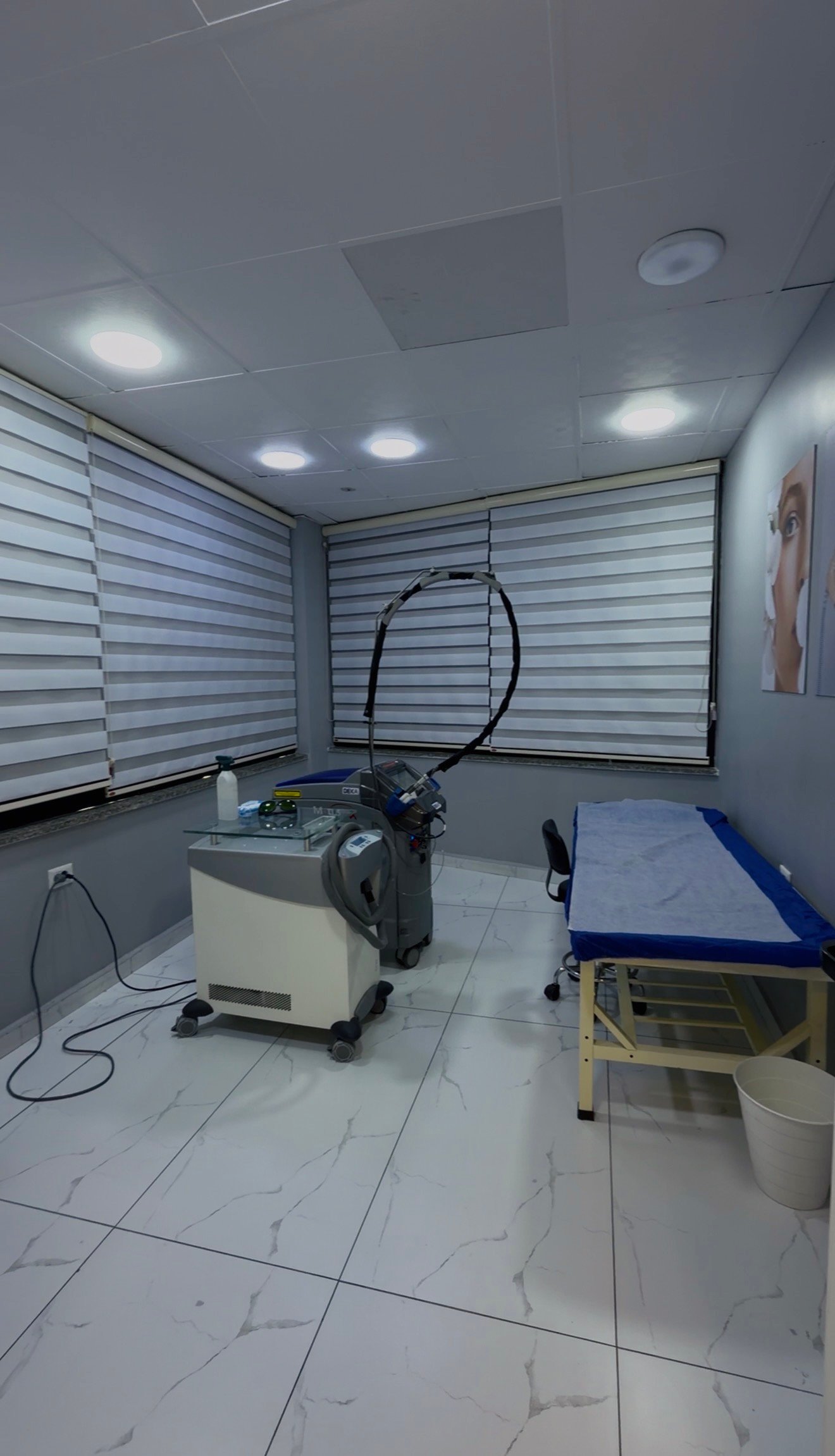 عيادة آينا - الوحدات